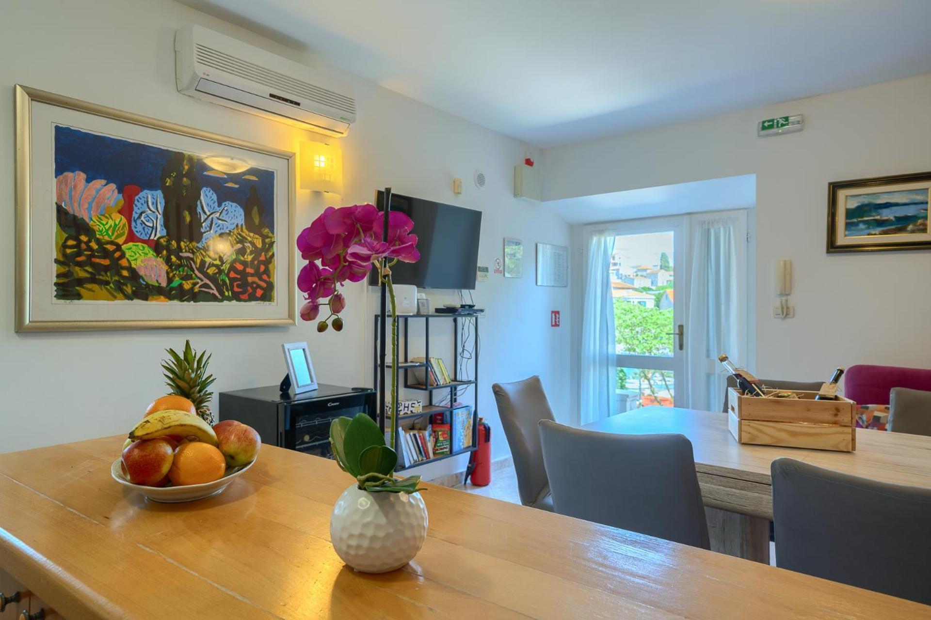 Villa Bonaca Perfect Location For A Holiday With Friends Or Family, Heated Pool Sumartin Bagian luar foto