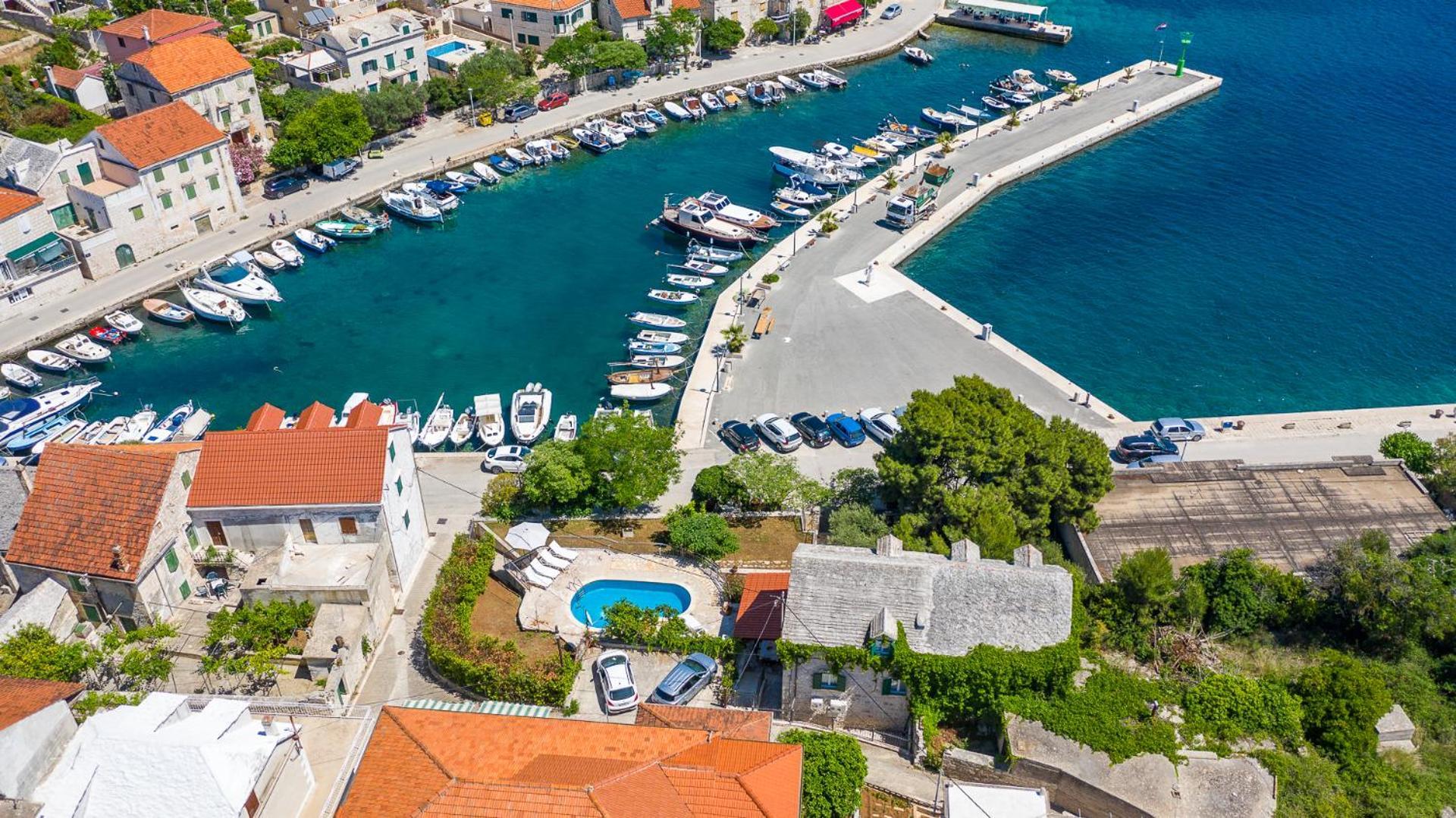 Villa Bonaca Perfect Location For A Holiday With Friends Or Family, Heated Pool Sumartin Bagian luar foto