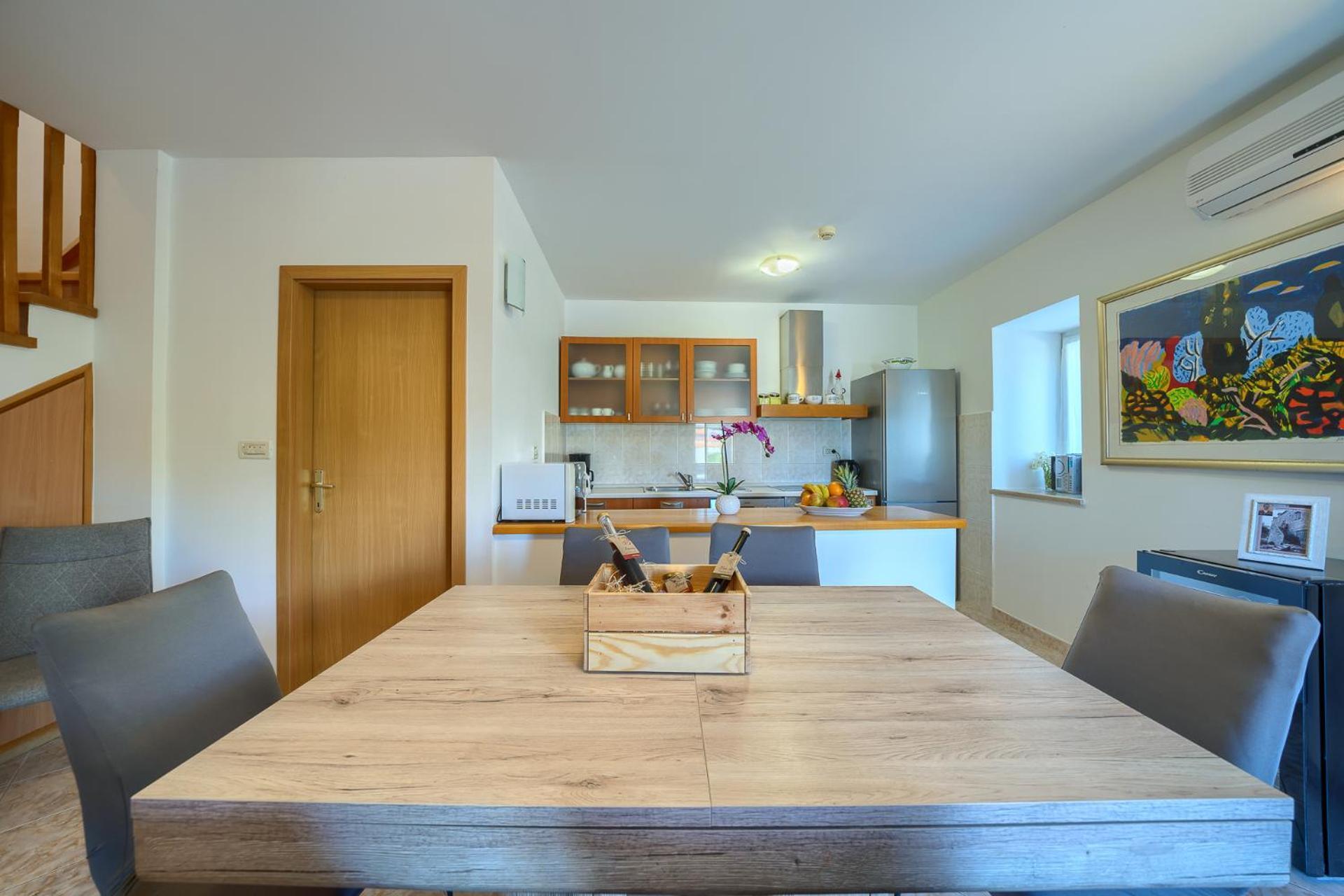 Villa Bonaca Perfect Location For A Holiday With Friends Or Family, Heated Pool Sumartin Bagian luar foto
